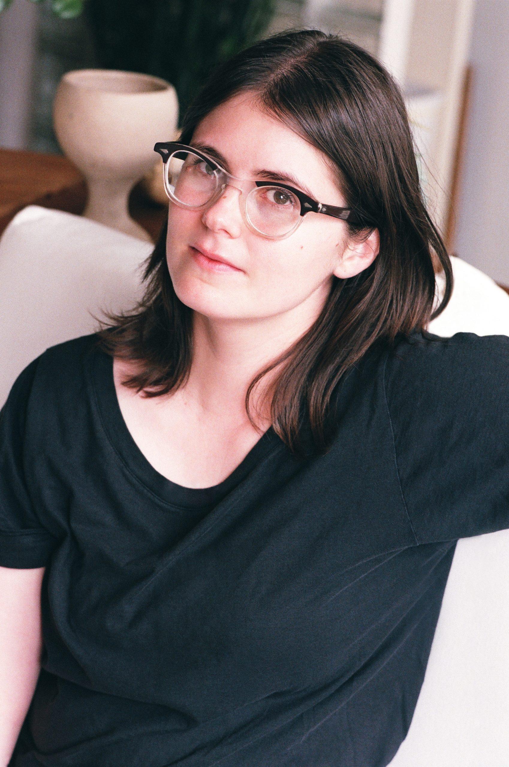 LIzzieWadeportrait by bree scaled 3774914337