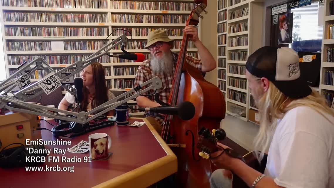 EmiSunshine - Danny Ray